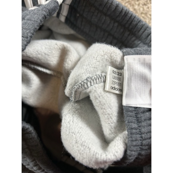 Adidas Men's Gray Jogger Sweatpants with White Stripes Size Medium - Picture 6 of 6